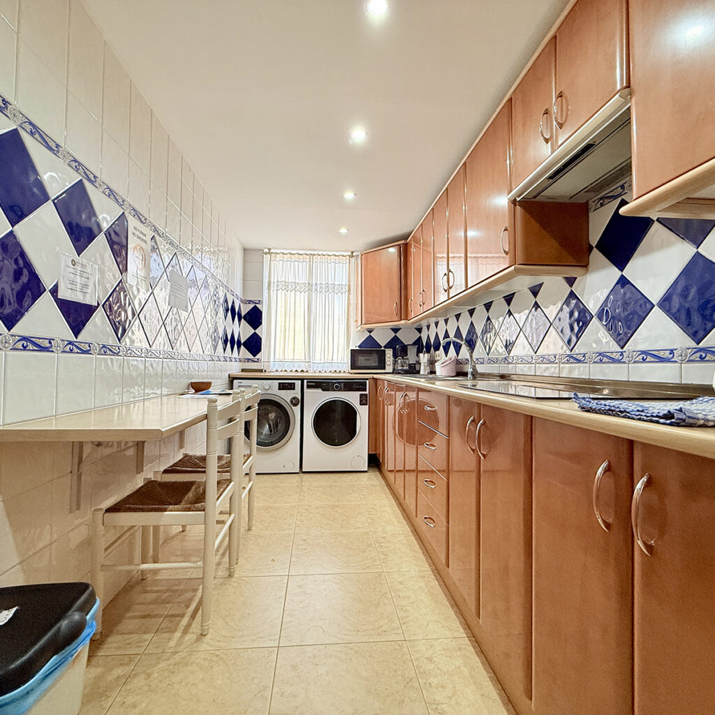 Apt conors002