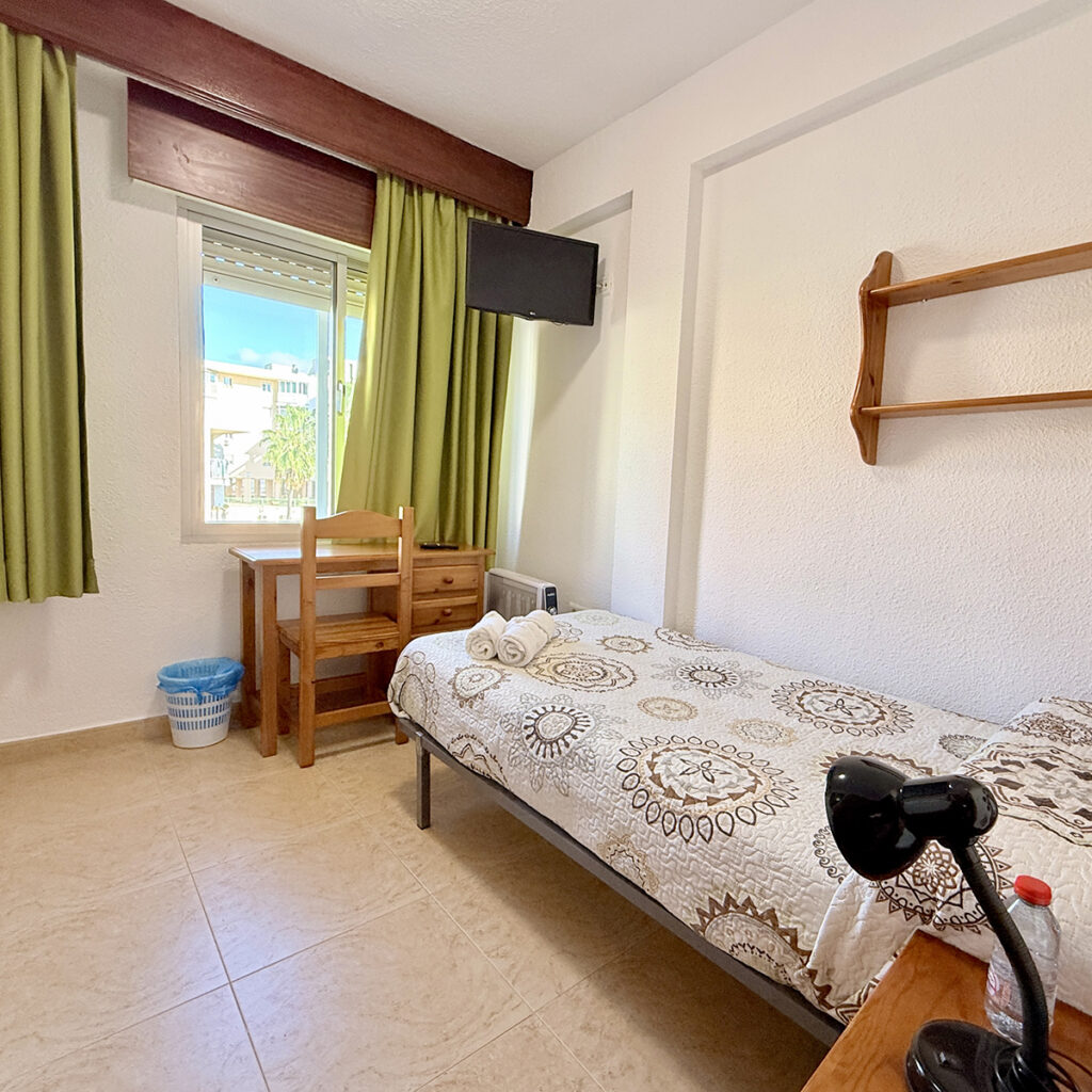 Apt conors006