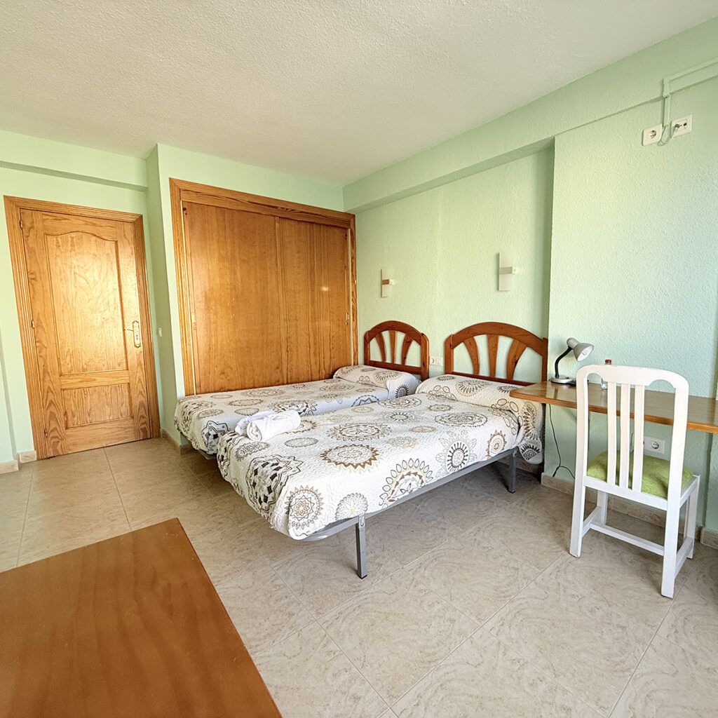 Apt conors017
